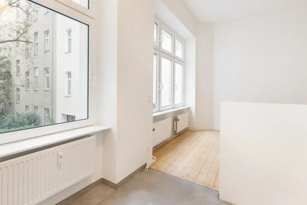 Altbausanierung, Liebe zum Historischen Charme - Wohnung Sanierung in Berlin 11 13